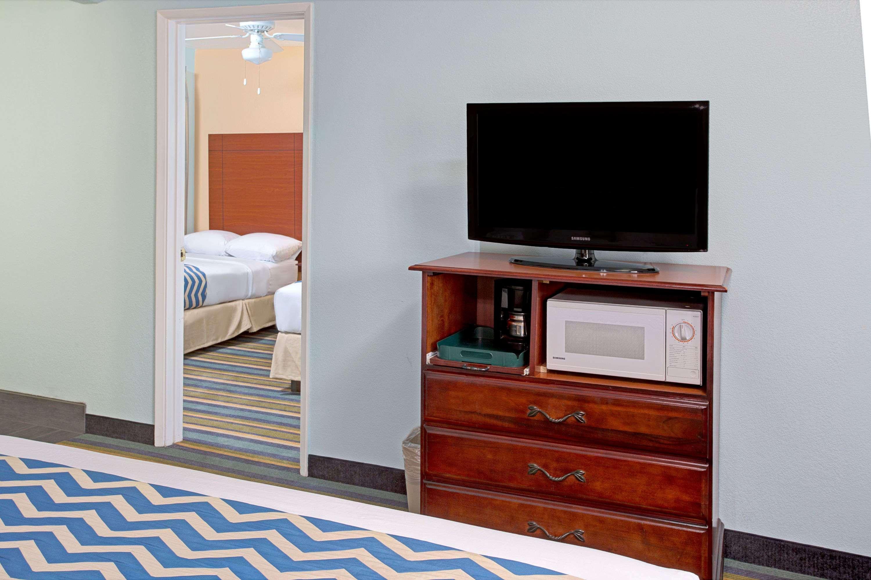 Travelodge By Wyndham בישופ מראה חיצוני תמונה