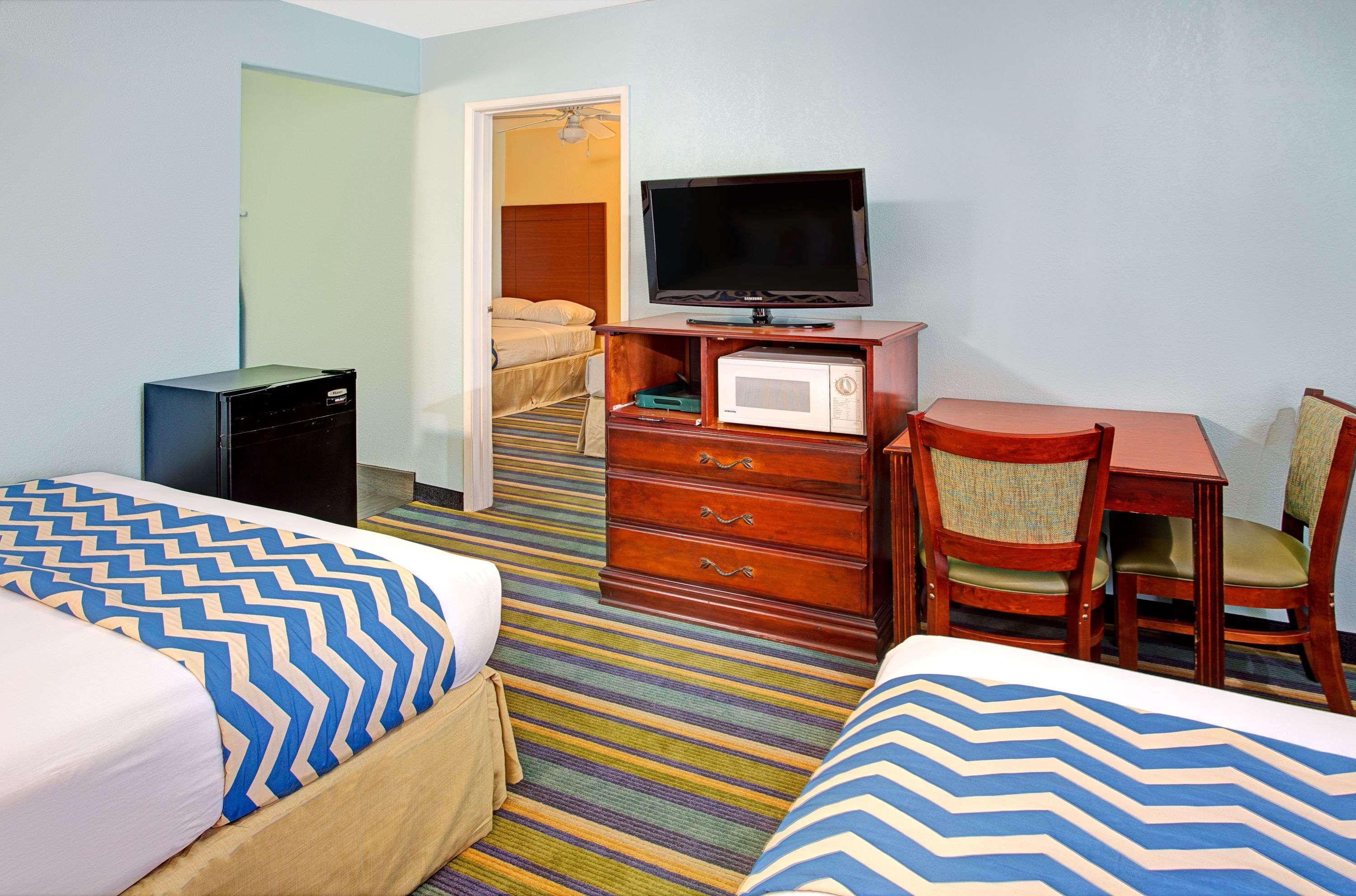 Travelodge By Wyndham בישופ מראה חיצוני תמונה